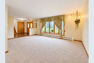 1428 Roslyn Road, Schaumburg, IL 60193 - Photo 21