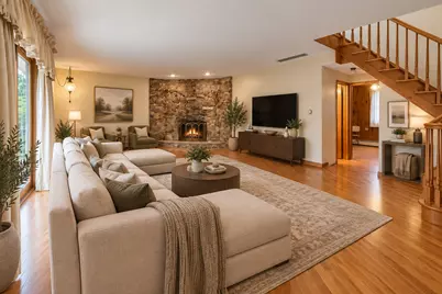 1428 Roslyn Road, Schaumburg, IL 60193 - Photo 3