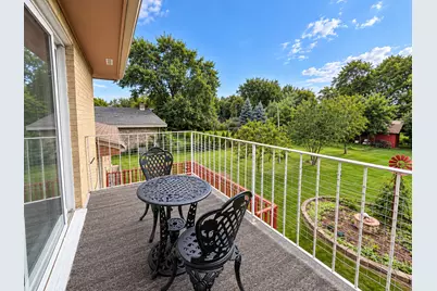 1428 Roslyn Road, Schaumburg, IL 60193 - Photo 43