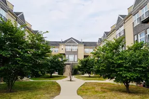 6200 S Ingleside Ave, Chicago, IL 60637 - Photo 1