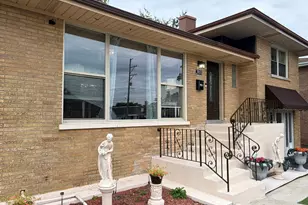 7923 Central Ave, Burbank, IL 60459 - Photo 5