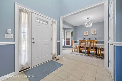 467 Poplar Drive, Yorkville, IL 60560 - Photo 5