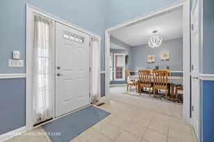 467 Poplar Dr, Yorkville, IL 60560 - Photo 5