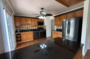 1230 Durham Dr, Wheaton, IL 60189 - Photo 3