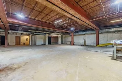5655 W Fullerton Avenue, Chicago, IL 60639 - Photo 5