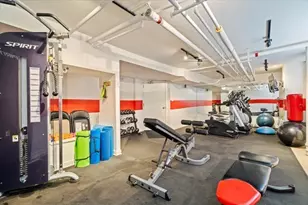 433 W Briar Pl, Chicago, IL 60657 - Photo 17