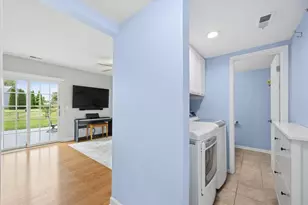 2174 Stirrup Ln, Wheaton, IL 60189 - Photo 9