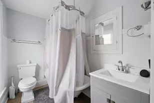 483 Barrett St, Elgin, IL 60120 - Photo 11