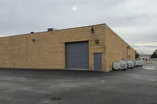 450 Taft Dr W, South Holland, IL 60473 - Photo 1
