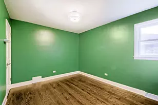 8208 Ridgeway Ave, Skokie, IL 60076 - Photo 15