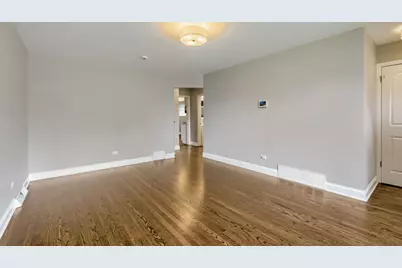 8208 Ridgeway Avenue, Skokie, IL 60076 - Photo 3