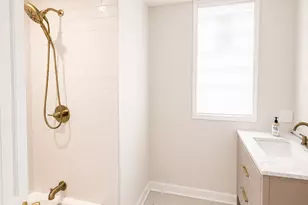 3914 N Mozart St, Chicago, IL 60618 - Photo 15