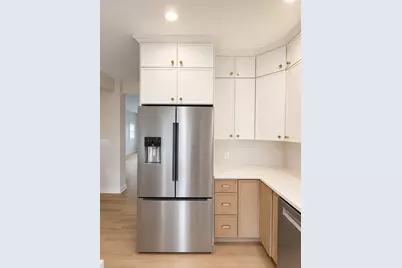3914 N Mozart Street, Chicago, IL 60618 - Photo 13