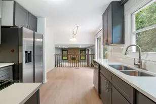 1465 Jasper Dr, Wheaton, IL 60189 - Photo 9