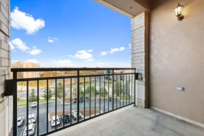 850 Village Center Drive #419, Burr Ridge, IL 60527 - Photo 7