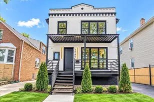 4848 W Eddy St, Chicago, IL 60641 - Photo 3