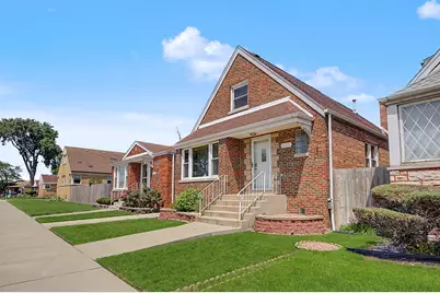 11011 S Avenue L, Chicago, IL 60617 - Photo 3