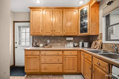 1125 Ash Street, Saint Charles, IL 60174 - Photo 9