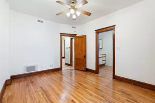 2548 W Augusta Ave, Chicago, IL 60622 - Photo 5