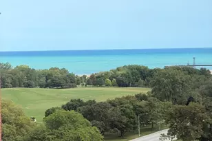 4250 N Marine Dr, Chicago, IL 60613 - Photo 15