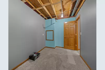 1039 Wellington Court, Sycamore, IL 60178 - Photo 33