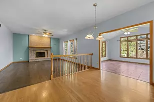 1039 Wellington Ct, Sycamore, IL 60178 - Photo 13