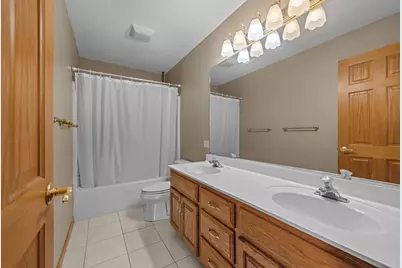1039 Wellington Court, Sycamore, IL 60178 - Photo 27