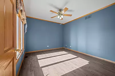 1039 Wellington Court, Sycamore, IL 60178 - Photo 7