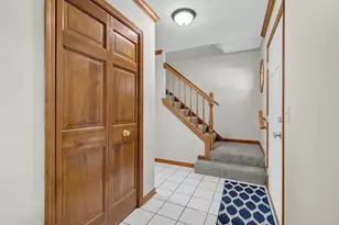 13311 S Columbine Circle, Plainfield, IL 60585 - Photo 3