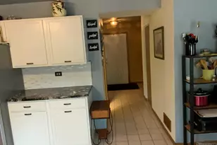 908 Addleman St, Joliet, IL 60431 - Photo 7