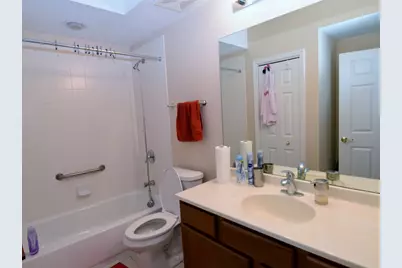 8727 W Bryn Mawr Avenue #208, Chicago, IL 60631 - Photo 9