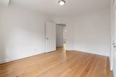 6304 N Claremont Avenue #2, Chicago, IL 60659 - Photo 9