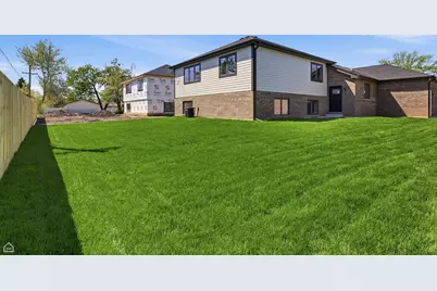 8041 S 85th Court, Justice, IL 60458 - Photo 27