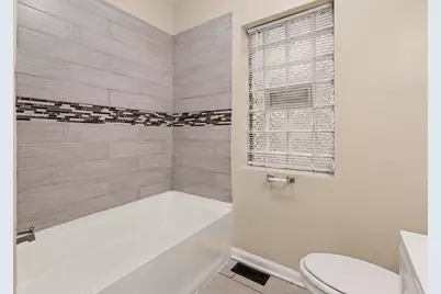 6931 S Woodlawn Avenue, Chicago, IL 60637 - Photo 9