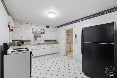 104 E Cleveland Street, Cullom, IL 60929 - Photo 9