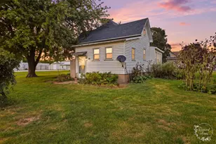 104 E Cleveland St, Cullom, IL 60929 - Photo 27