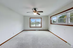1803 Paddock Ct, Grayslake, IL 60030 - Photo 23