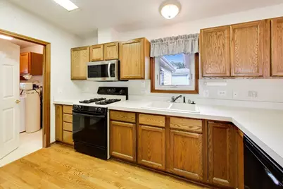 1803 Paddock Court, Grayslake, IL 60030 - Photo 11