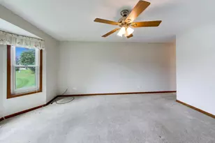 1803 Paddock Ct, Grayslake, IL 60030 - Photo 31