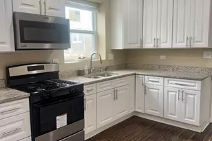 146 E 24th St, Chicago Heights, IL 60411 - Photo 3