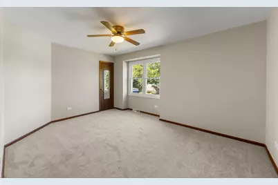 609 Honey Locust Lane, Darien, IL 60561 - Photo 25