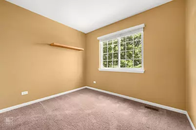 2041 Clarewood Lane #2041, Mundelein, IL 60060 - Photo 11