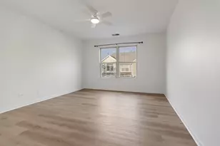2290 Scott Ln, Aurora, IL 60502 - Photo 21