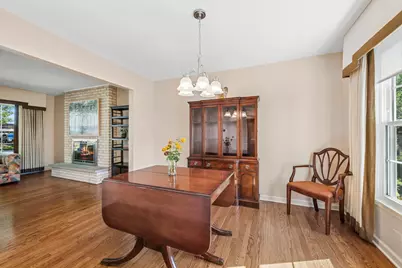 1627 E Jonquil Terrace, Arlington Heights, IL 60004 - Photo 5