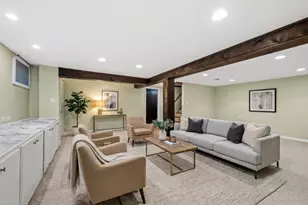 1627 E Jonquil Terrace, Arlington Heights, IL 60004 - Photo 17