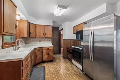11325 S Nashville Avenue, Worth, IL 60482 - Photo 7