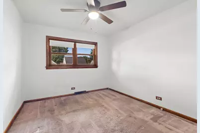 11325 S Nashville Avenue, Worth, IL 60482 - Photo 13