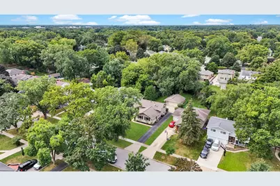 130 S Milton Avenue, Glen Ellyn, IL 60137 - Photo 3