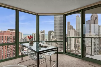 111 W Maple Street #2701, Chicago, IL 60610 - Photo 3