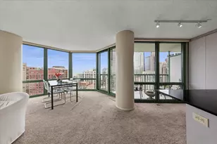 111 W Maple St, Chicago, IL 60610 - Photo 7